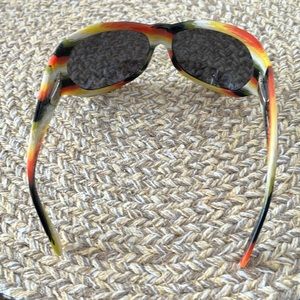 Multi color sunglasses
